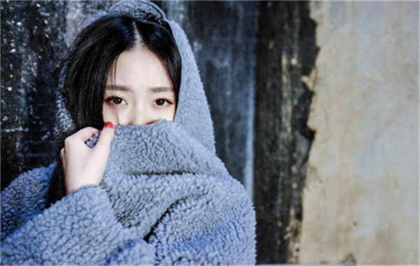 云安香港不禁止胎儿性别鉴定 黑中介＂寄血验亲＂获利百万